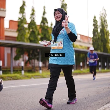 Runner Photo 8379293