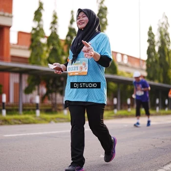 Runner Photo 8379296