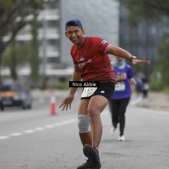 Runner Photo 8379459
