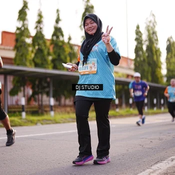 Runner Photo 8379468