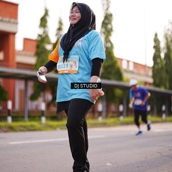 Runner Photo 8379484