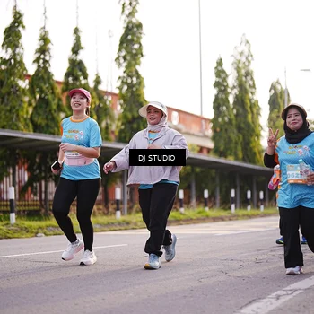 Runner Photo 8379495