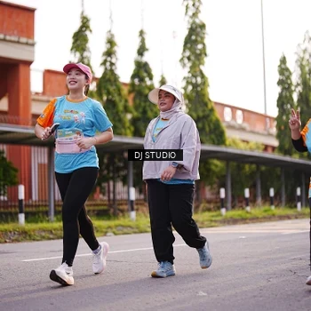 Runner Photo 8379515