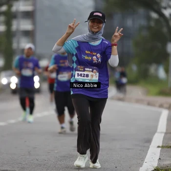 Runner Photo 8379523