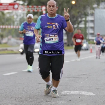 Runner Photo 8379532