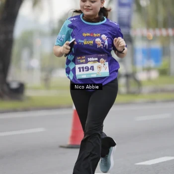 Runner Photo 8379563