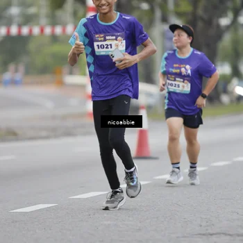 Runner Photo 8379567