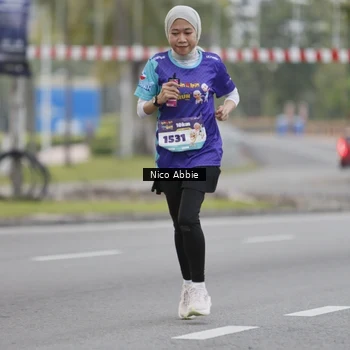 Runner Photo 8379658
