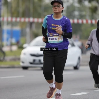Runner Photo 8379666