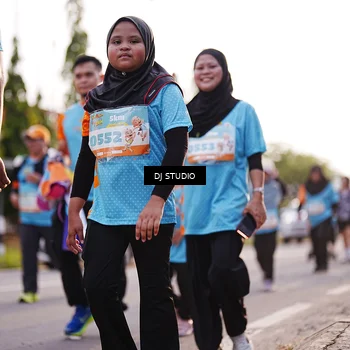 Runner Photo 8379739
