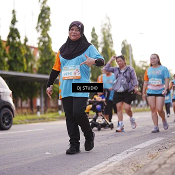 Runner Photo 8379744