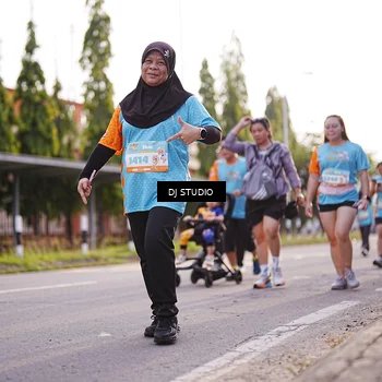 Runner Photo 8379746