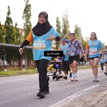 Runner Photo 8379747