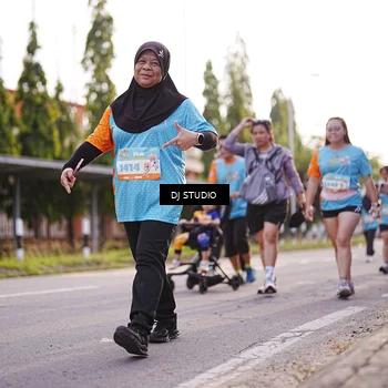 Runner Photo 8379748