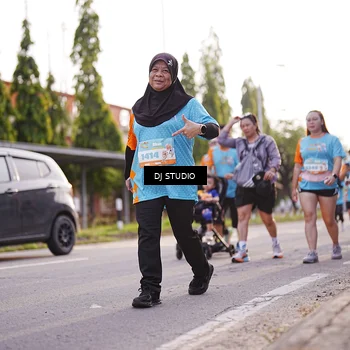 Runner Photo 8379749