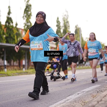 Runner Photo 8379750