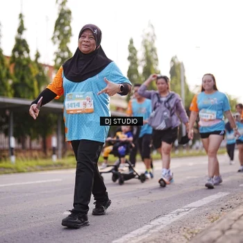 Runner Photo 8379754