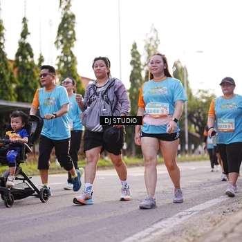 Runner Photo 8379756