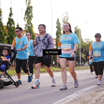 Runner Photo 8379785