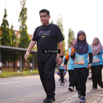 Runner Photo 8379847