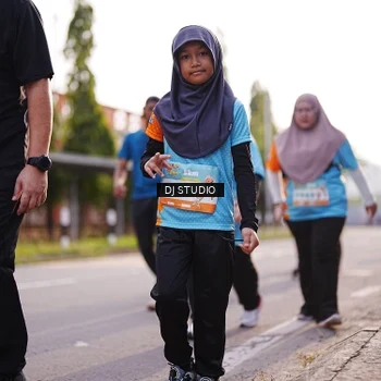 Runner Photo 8379856