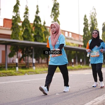 Runner Photo 8379932