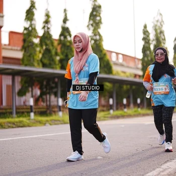 Runner Photo 8379939