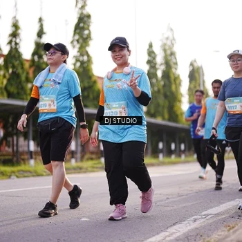 Runner Photo 8379994