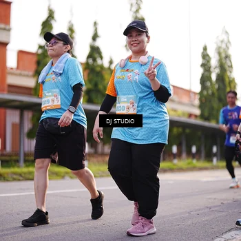 Runner Photo 8380003