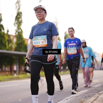 Runner Photo 8380014