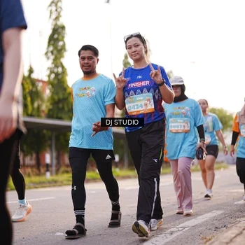 Runner Photo 8380023