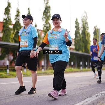 Runner Photo 8380024