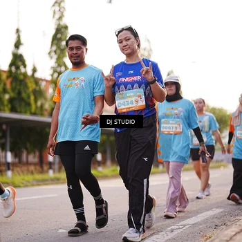 Runner Photo 8380026