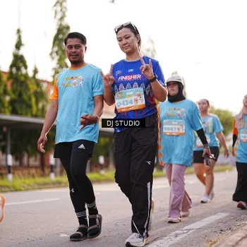 Runner Photo 8380028