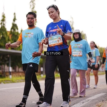 Runner Photo 8380033
