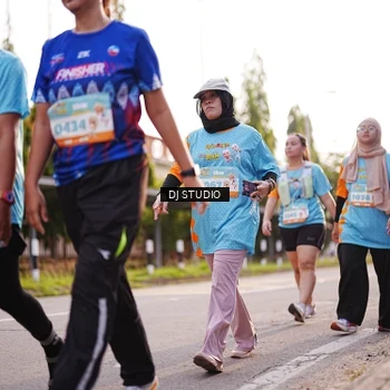 Runner Photo 8380037