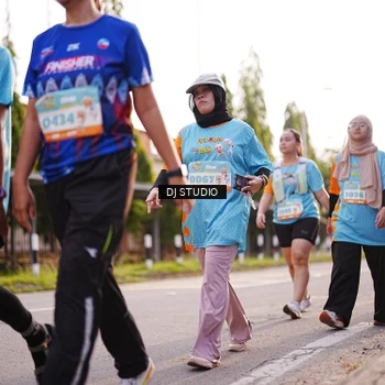 Runner Photo 8380038