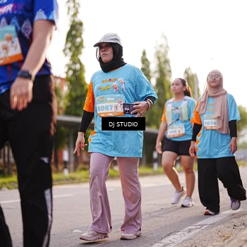 Runner Photo 8380045