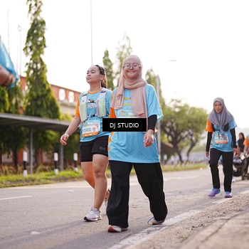 Runner Photo 8380059