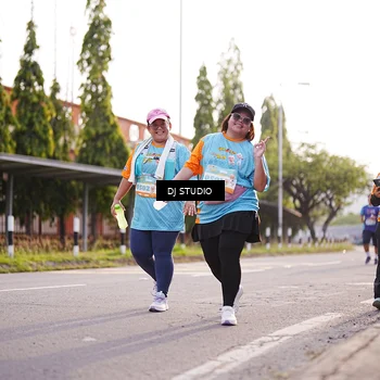 Runner Photo 8380106