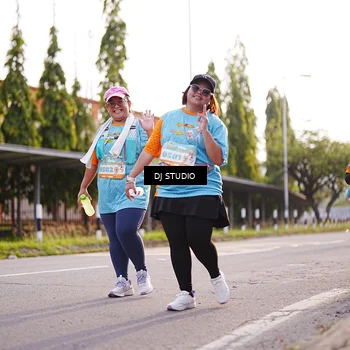 Runner Photo 8380115
