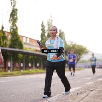 Runner Photo 8380131