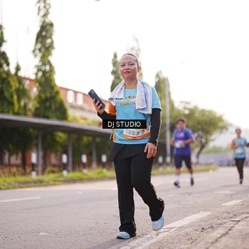 Runner Photo 8380134