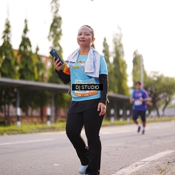 Runner Photo 8380145