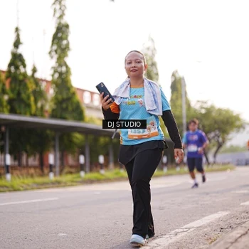 Runner Photo 8380151