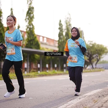 Runner Photo 8380175