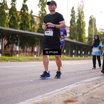 Runner Photo 8380209