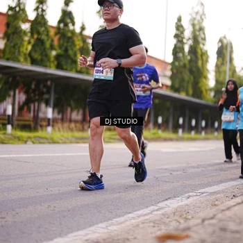 Runner Photo 8380212