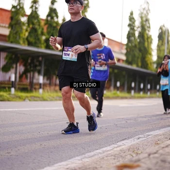 Runner Photo 8380214