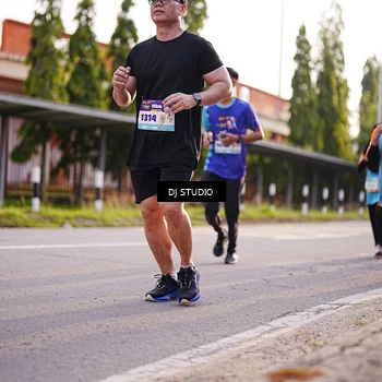 Runner Photo 8380215